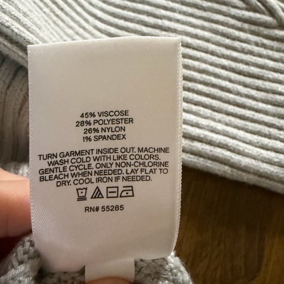 Express Light Gray Ribbed Knit Top - Picture 5 of 6